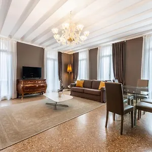 San Teodoro Palace - Luxury Daire Venedik