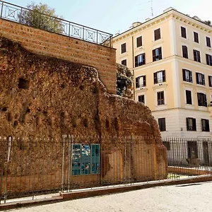 Miriam Rome