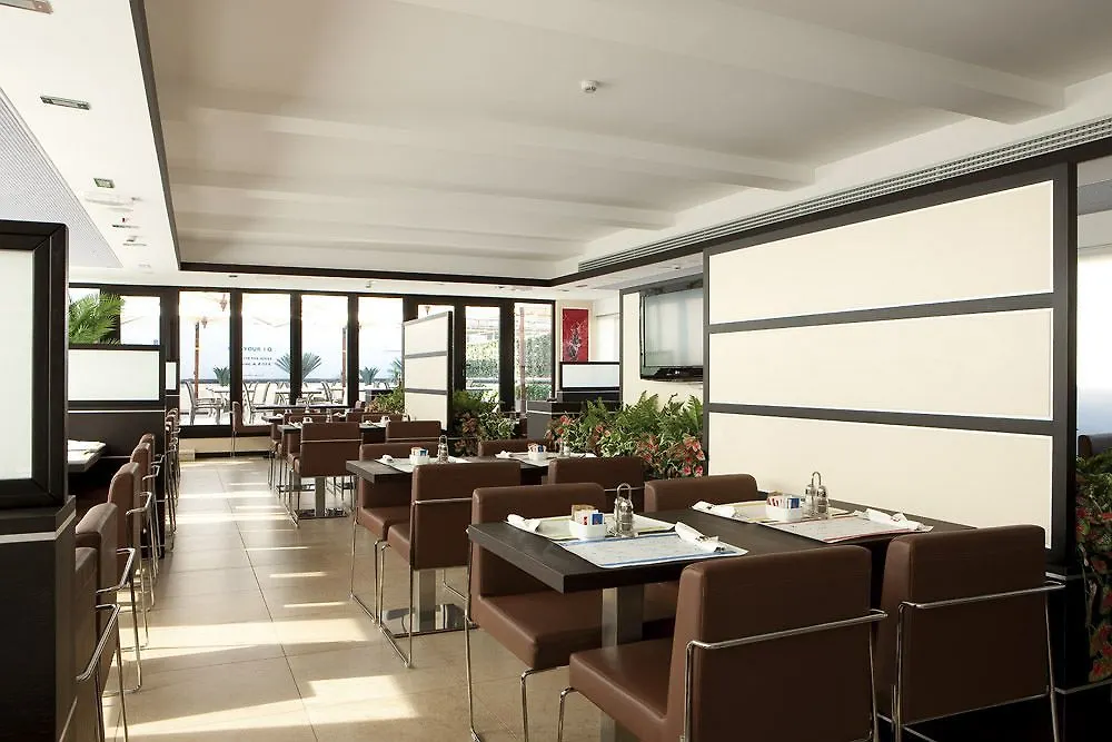 iQ Hotel Roma Rom