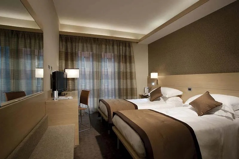 Iq Hotel Roma Italy